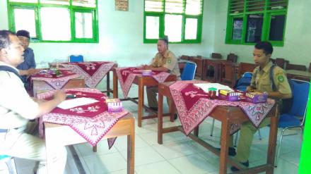 Monitoring Pelaksanaan Ujian Nasional (UNBK) di MTs Al-Furqon Sanden